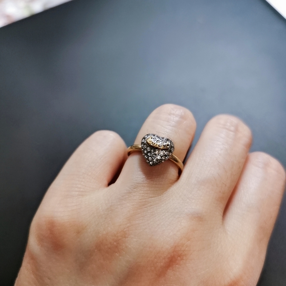 Juicy Couture Ring